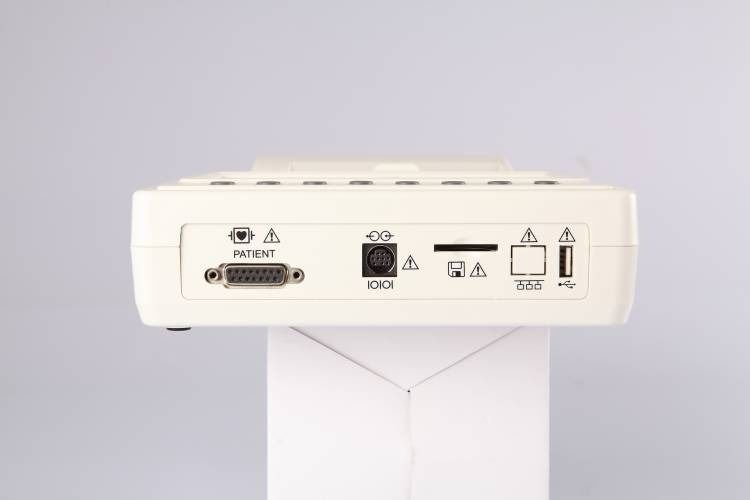 Cheap health care ecg machine medical medical electrocardiogram ecg machine CE approved factory ecg machine for hospital